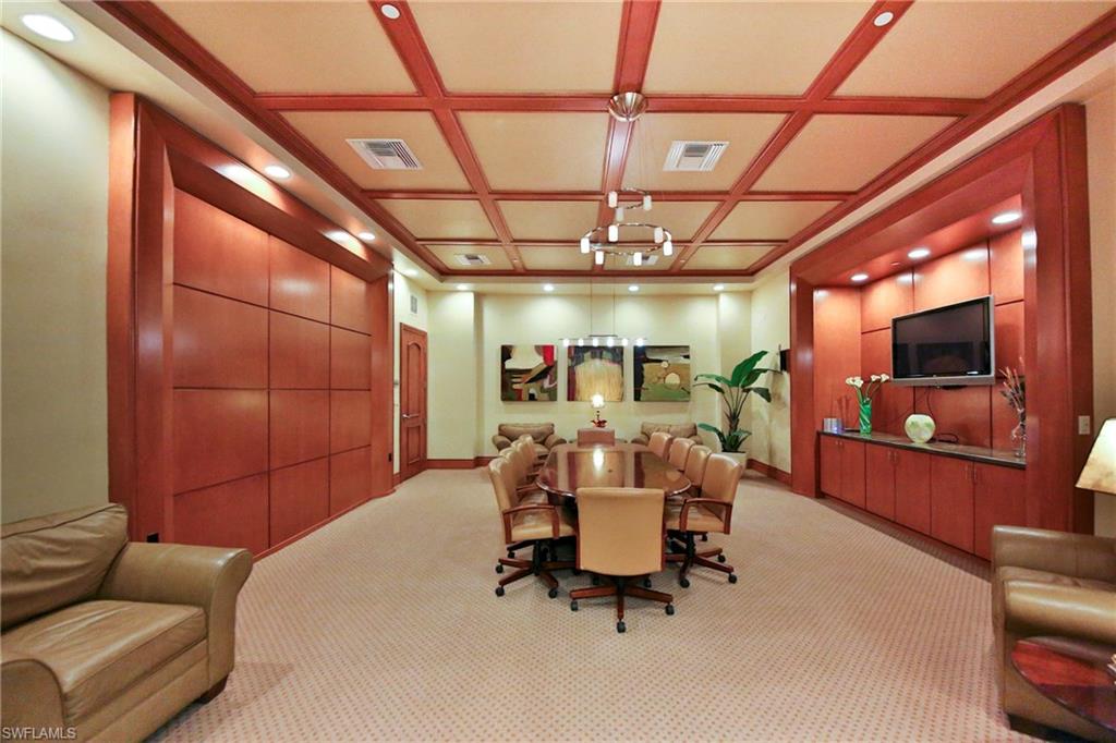 HIGH POINT PLACE - Residential