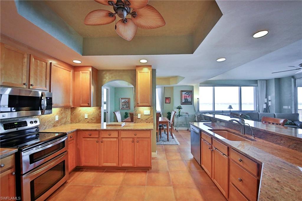 HIGH POINT PLACE - Residential