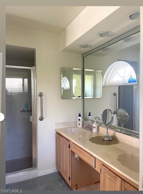 TURNBURY - Residential