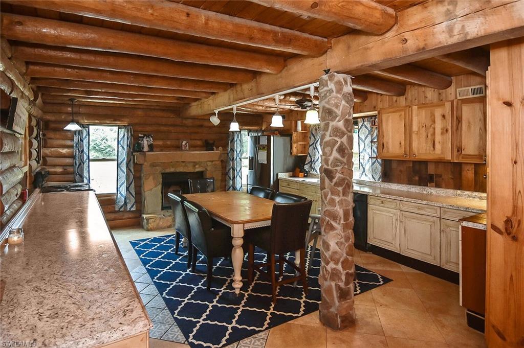 PUNTA GORDA - Residential