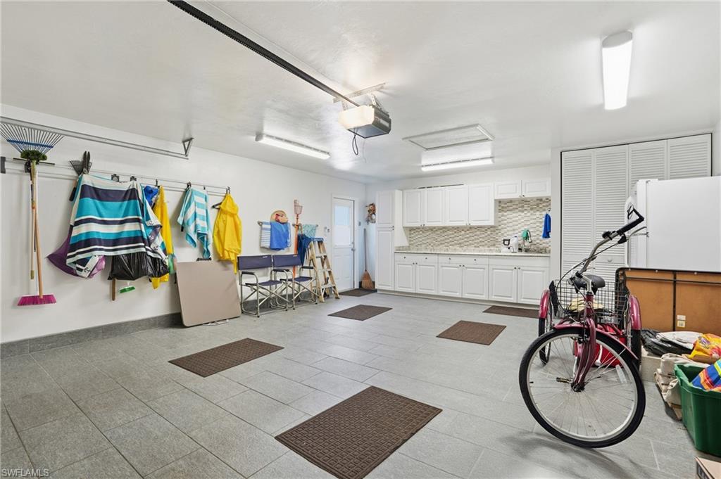 NAPLES BATH AND TENNIS CLUB - Residential