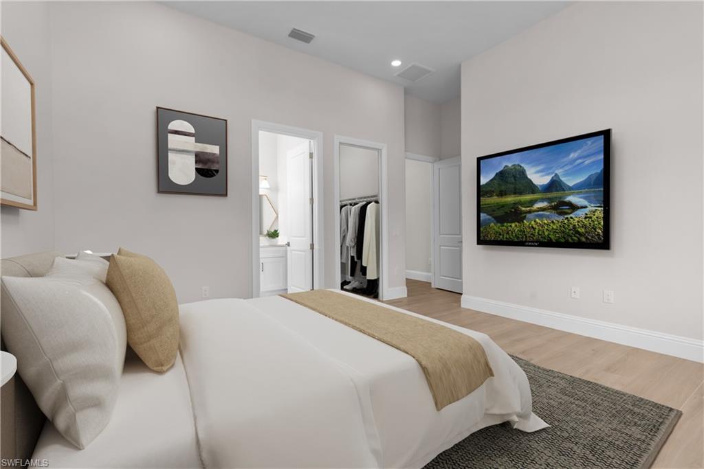 COUNTRY CLUB - Residential