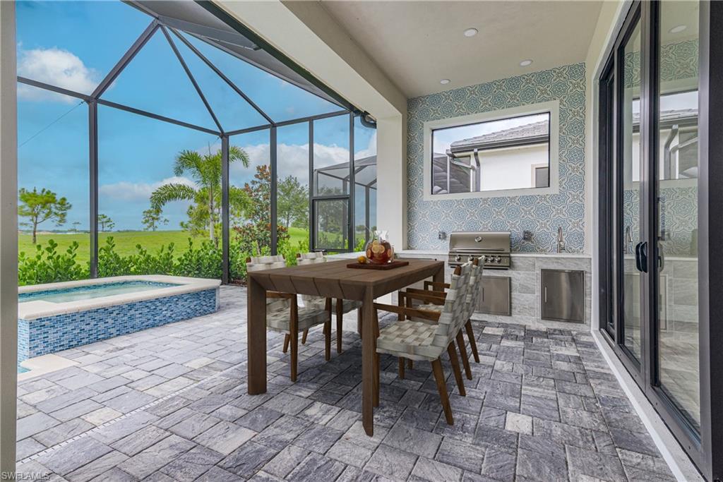 COUNTRY CLUB - Residential