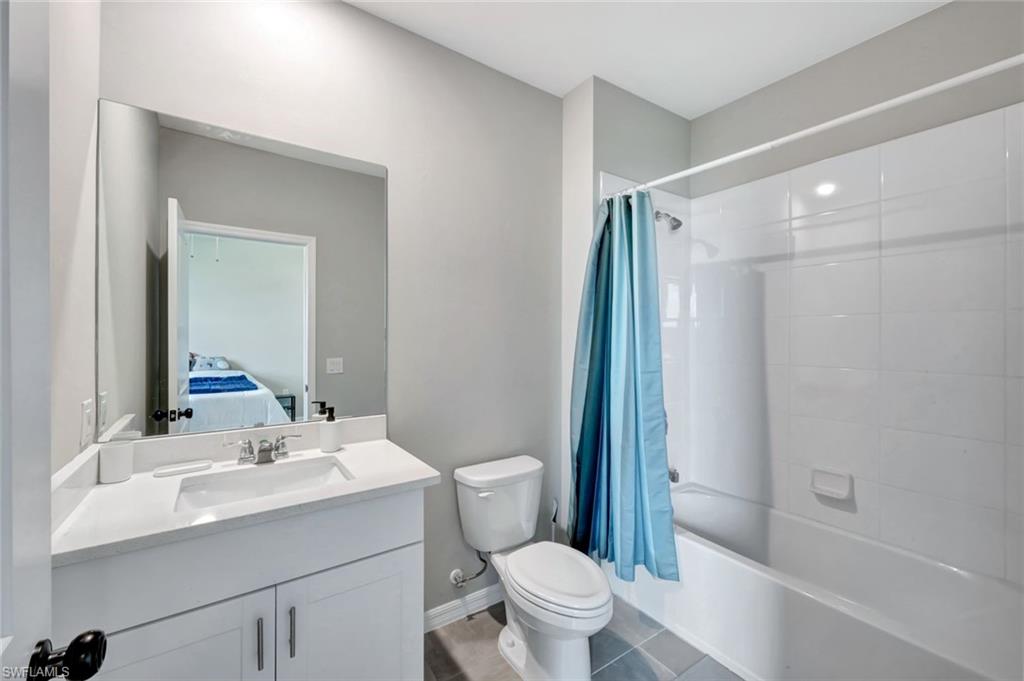 CRESCENT GROVE - Residential