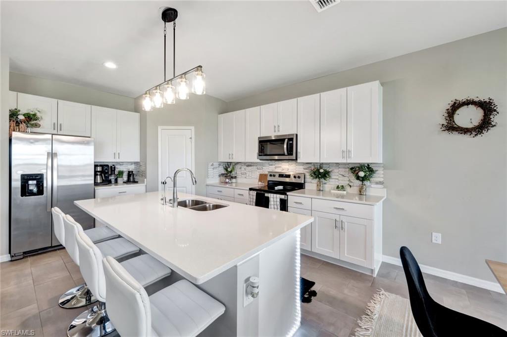 CRESCENT GROVE - Residential