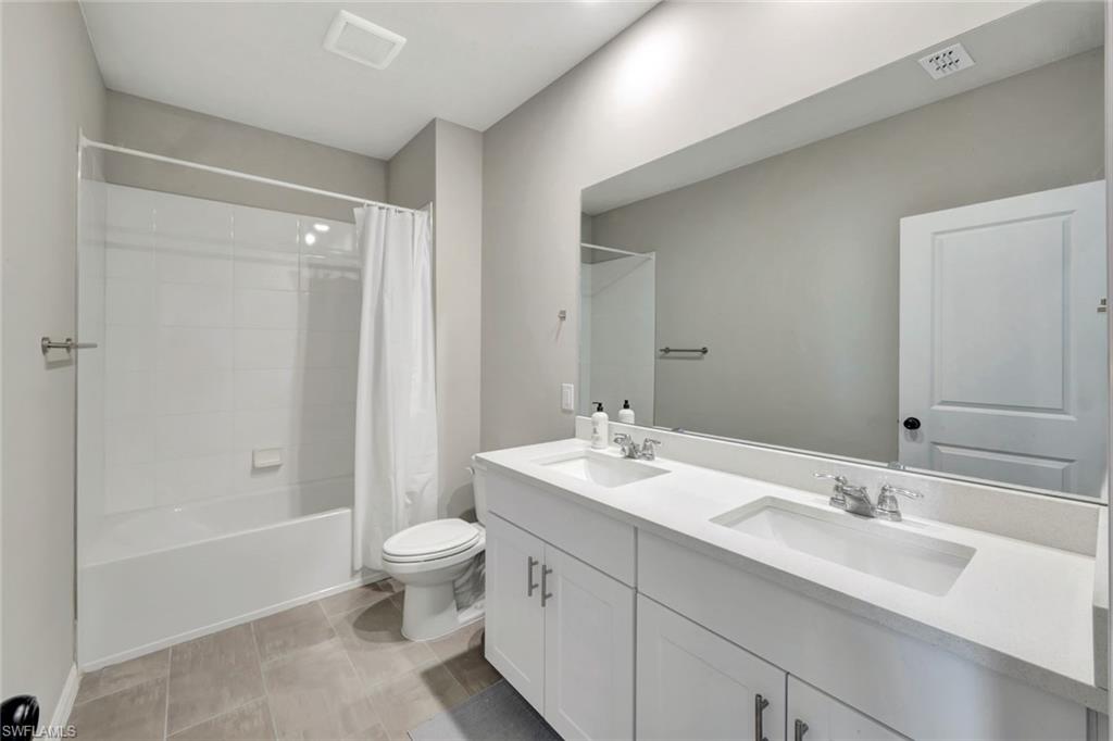 CRESCENT GROVE - Residential