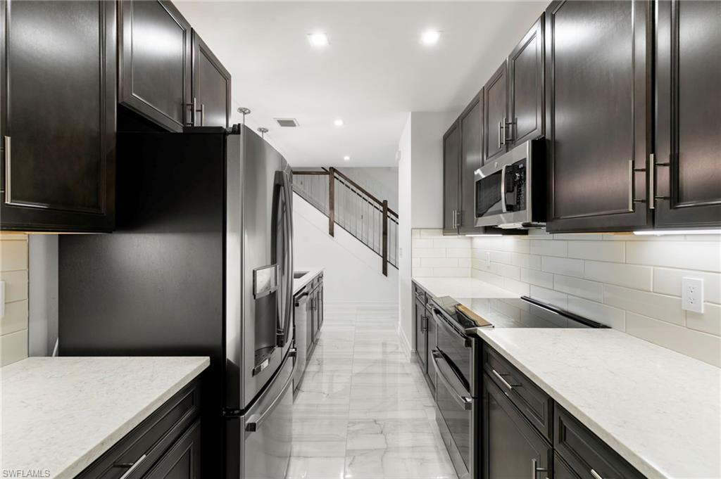 VANDERBILT RESERVE - Residential