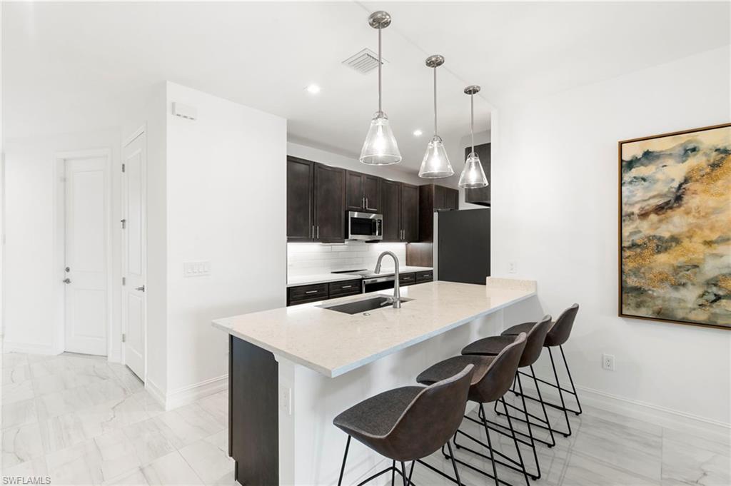 VANDERBILT RESERVE - Residential