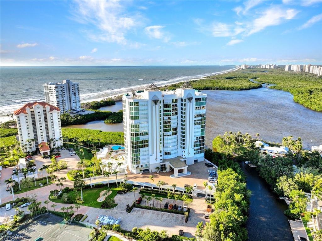 BAYPOINTE AT NAPLES CAY - Residential