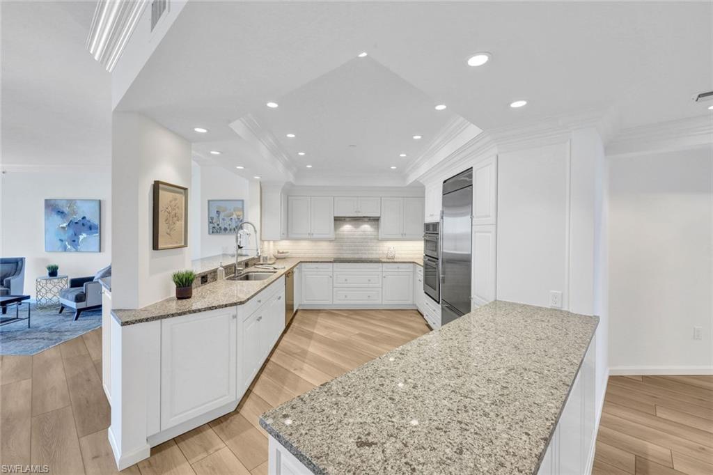 BAYPOINTE AT NAPLES CAY - Residential