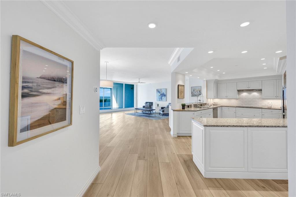 BAYPOINTE AT NAPLES CAY - Residential