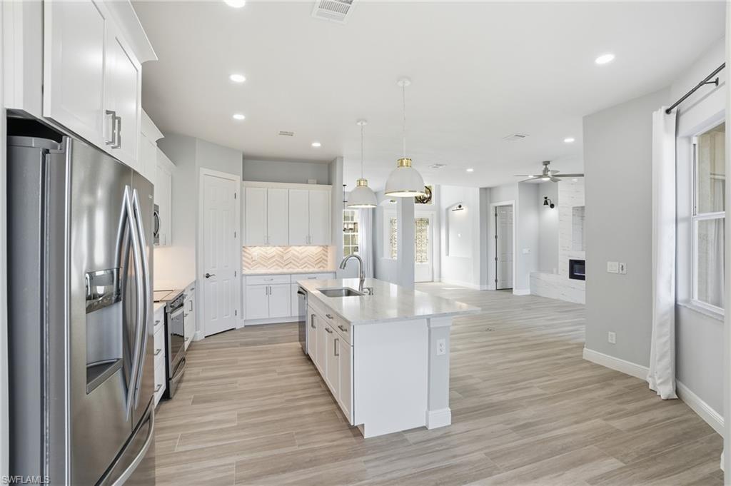 WATERWAYS OF NAPLES - Residential