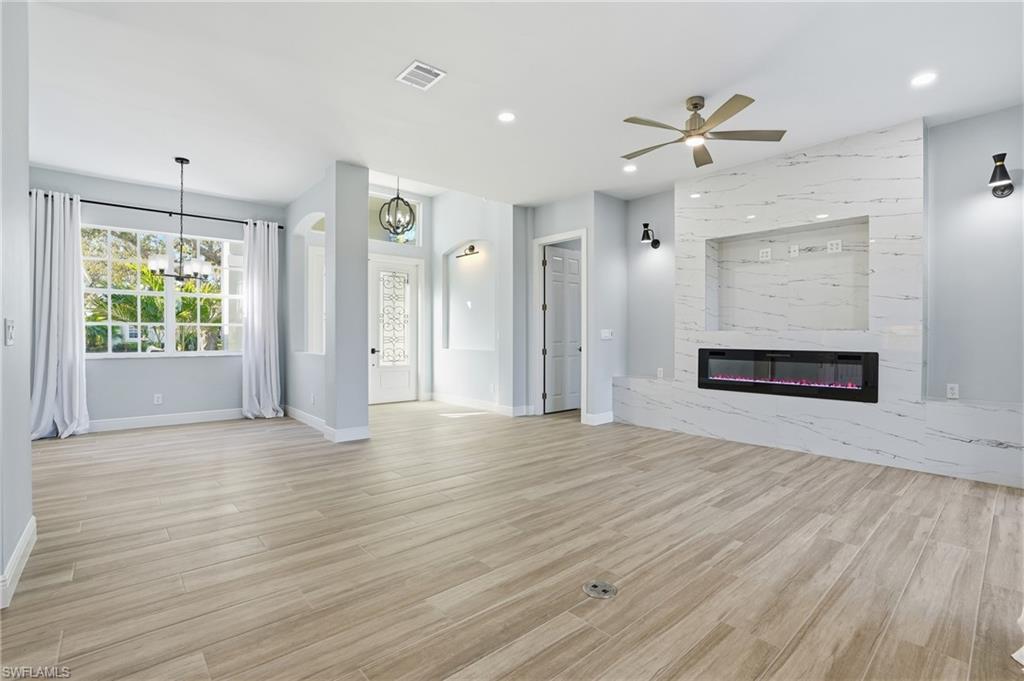 WATERWAYS OF NAPLES - Residential