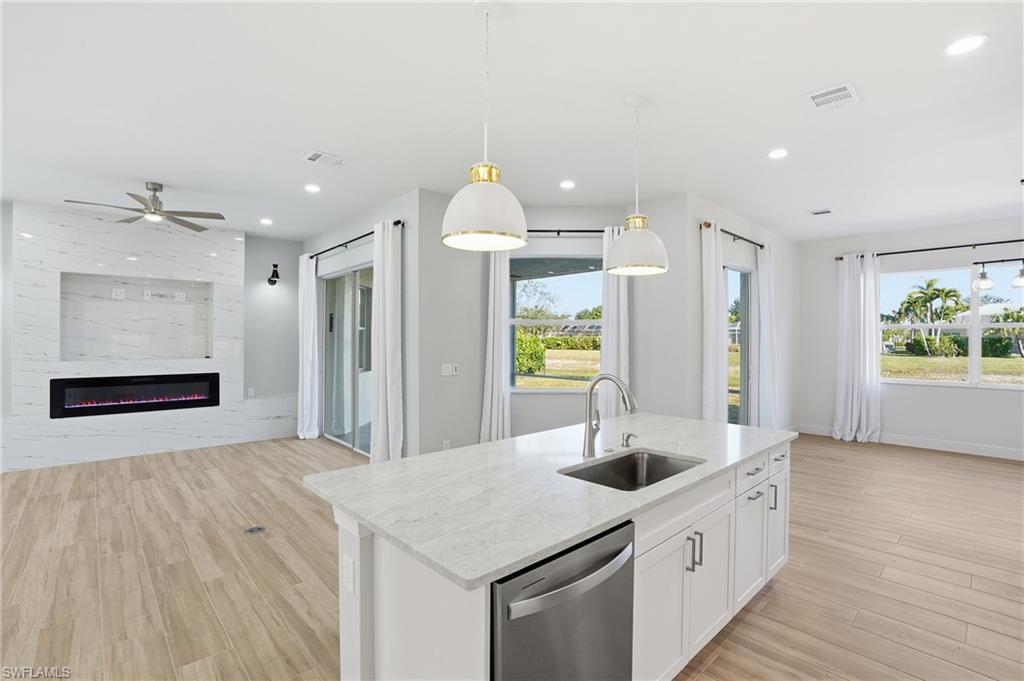 WATERWAYS OF NAPLES - Residential