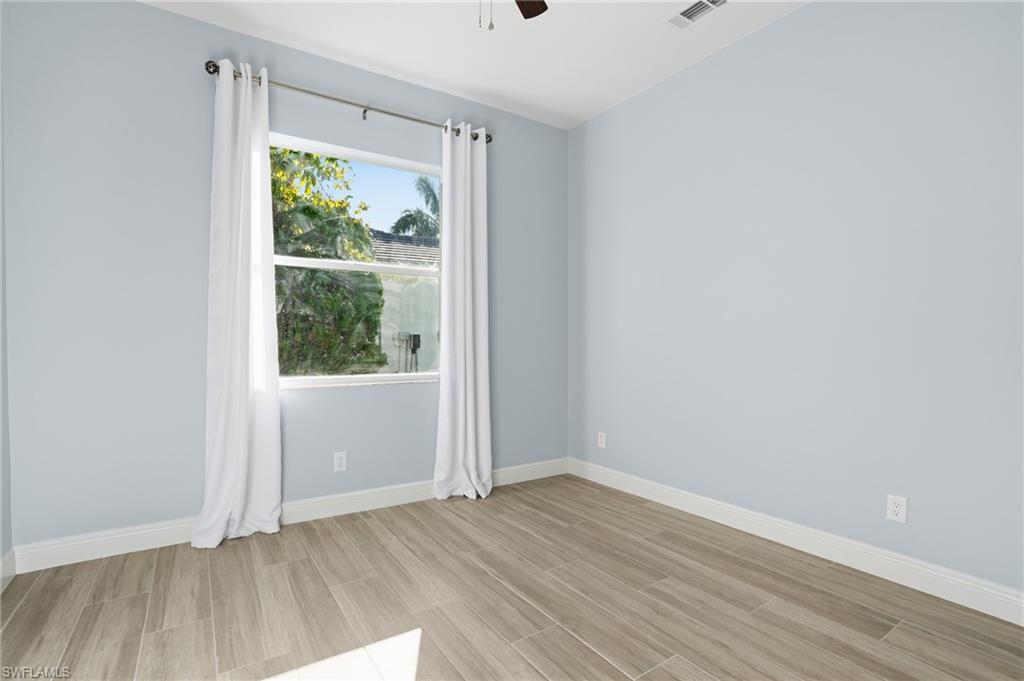 WATERWAYS OF NAPLES - Residential