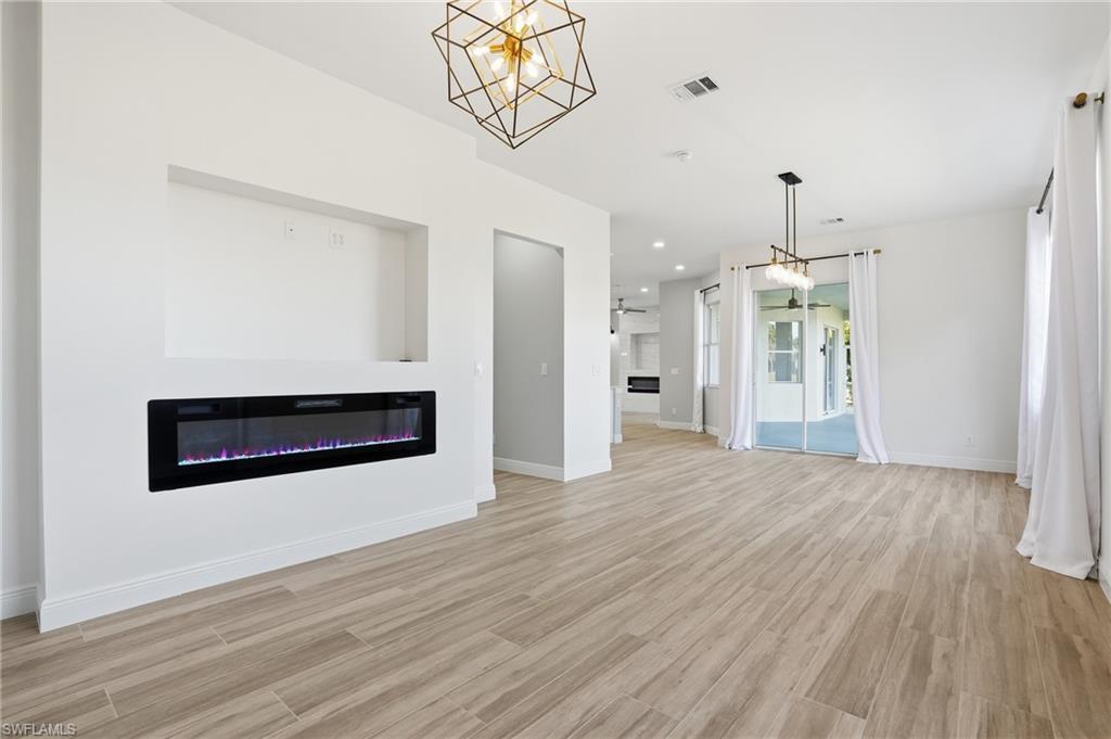 WATERWAYS OF NAPLES - Residential