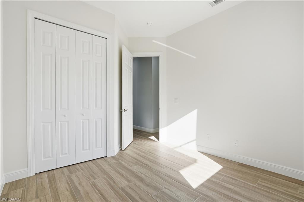 WATERWAYS OF NAPLES - Residential