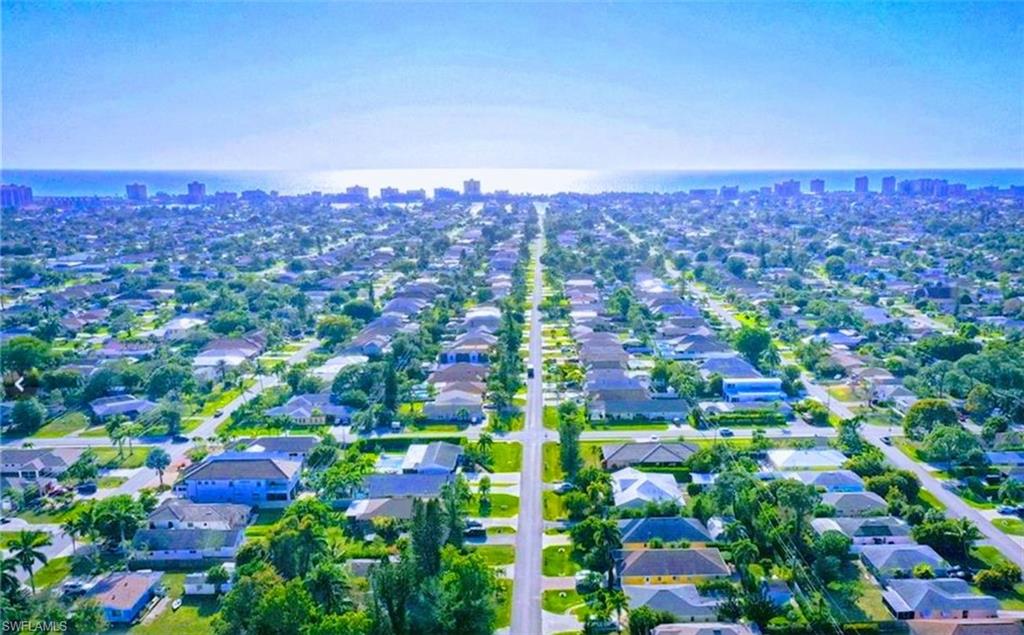 NAPLES PARK - Commercial Sale