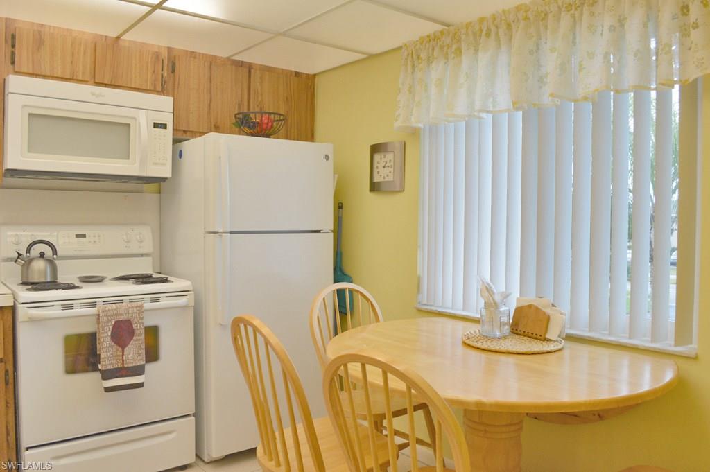 NAPLES SUNRISE - Residential