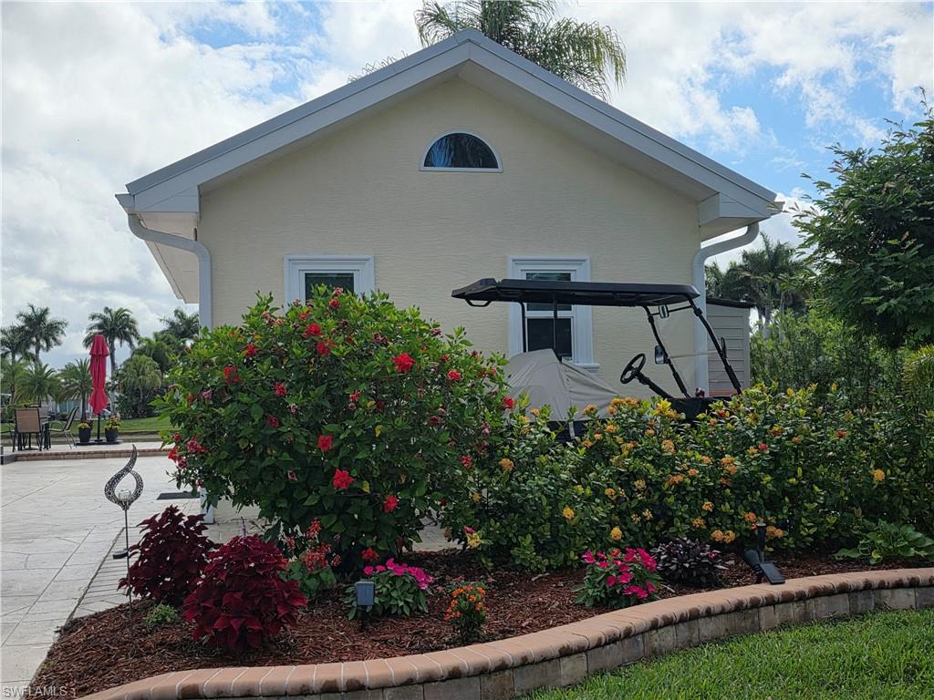 RIVERBEND MOTORCOACH RESORT - Land