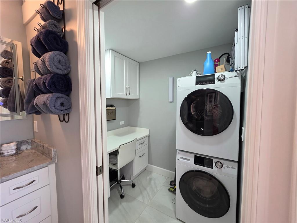 RIVERBEND MOTORCOACH RESORT - Land