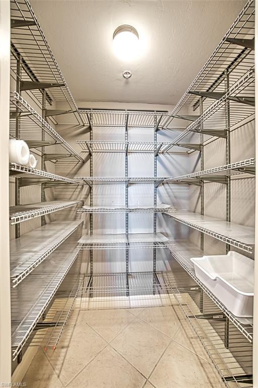 HIGH POINT PLACE - Residential