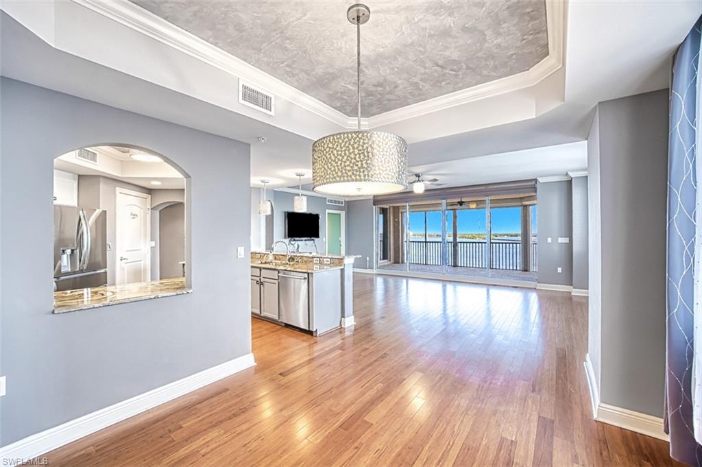 HIGH POINT PLACE - Residential