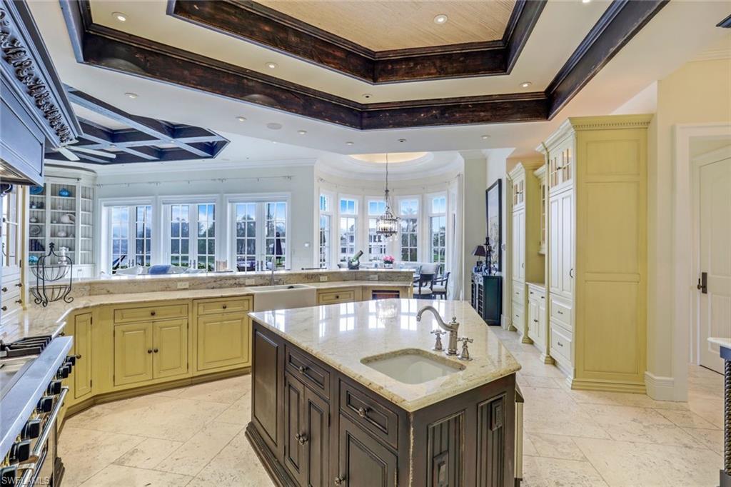 MOORINGS - Residential