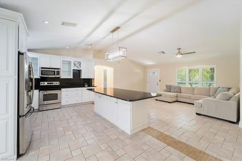 Ranch in NAPLES FL 5341 Hickory Wood DR.jpg
