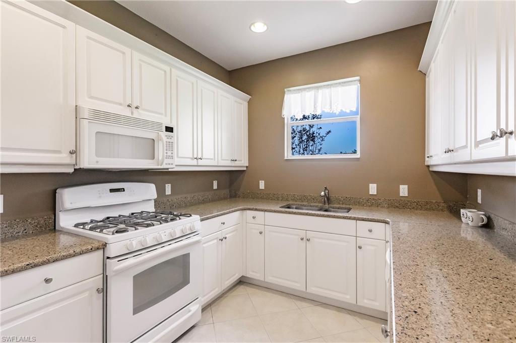 COTTONWOOD BEND - Residential