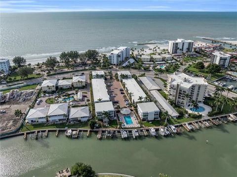 A home in NAPLES