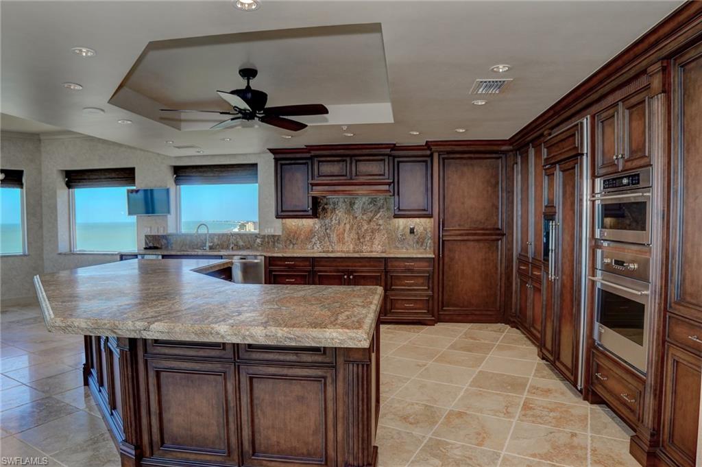 REMINGTON AT BAY COLONY - Residential