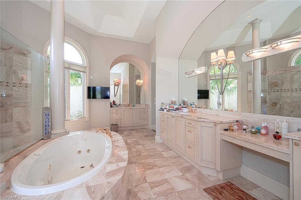 ISLE TOSCANO - Residential