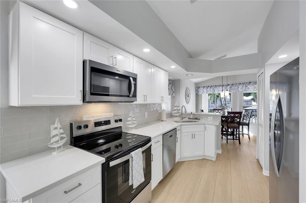 BERMUDA CAYS - Residential