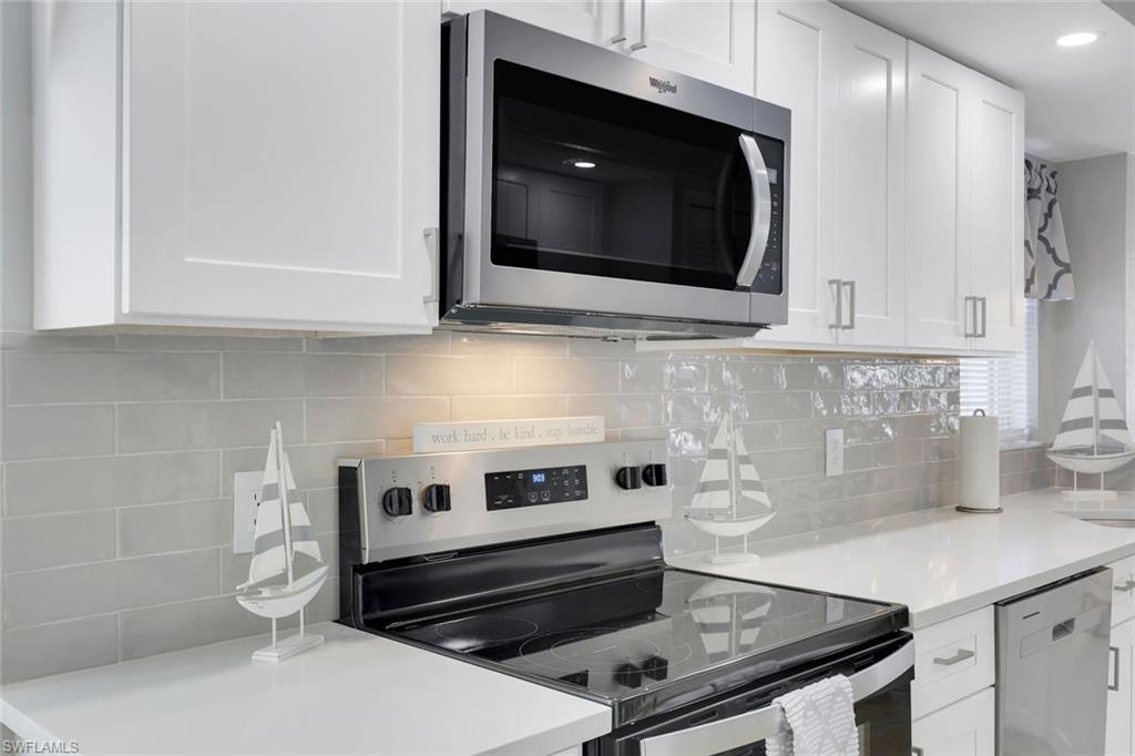 BERMUDA CAYS - Residential