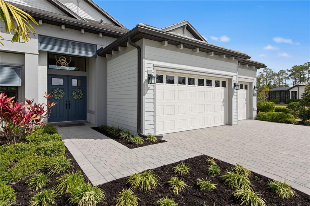 CORKSCREW ESTATES - Residential