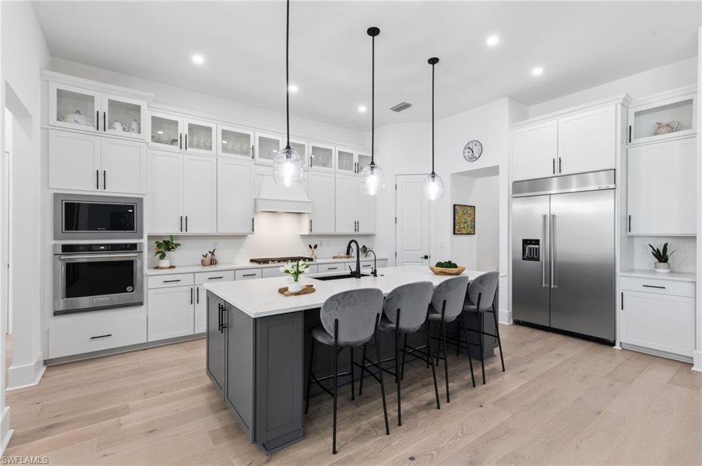 CORKSCREW ESTATES - Residential