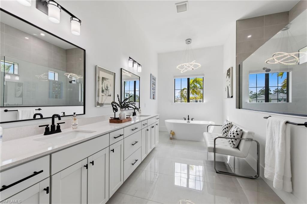 CORKSCREW ESTATES - Residential