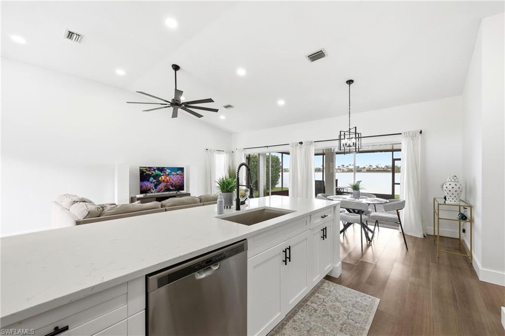 EMERALD LAKES - Residential Lease