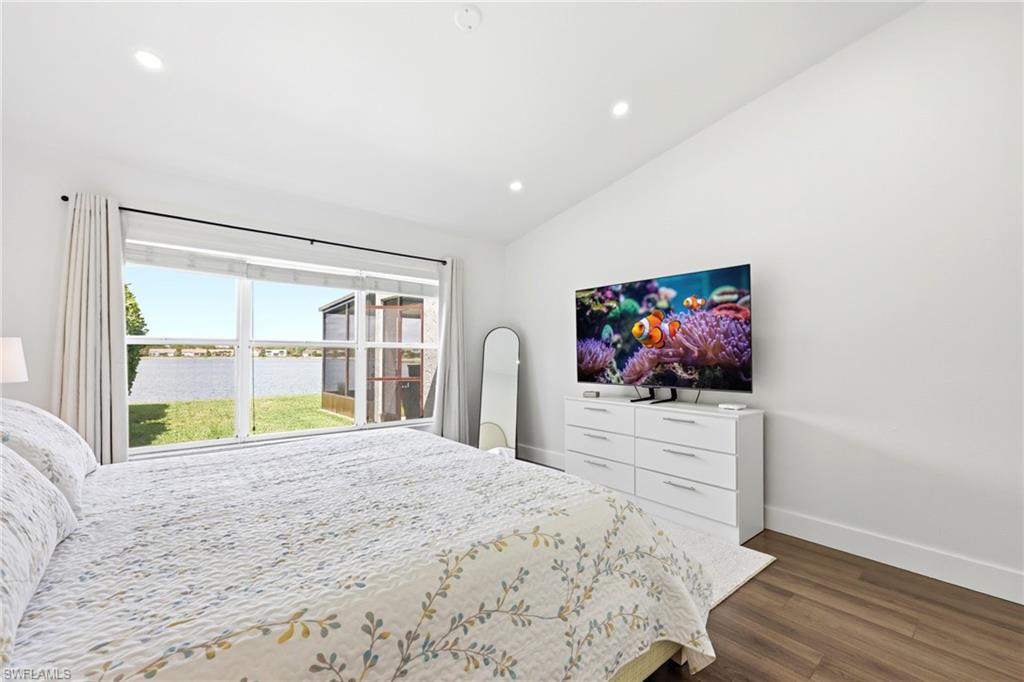 EMERALD LAKES - Residential Lease