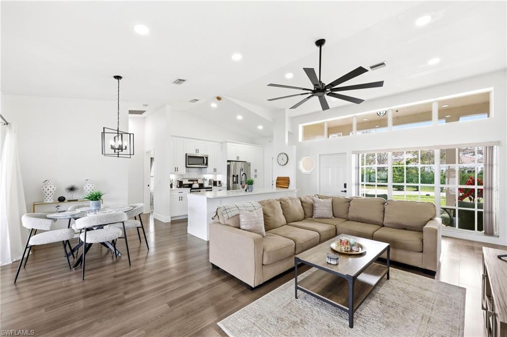 EMERALD LAKES - Residential Lease