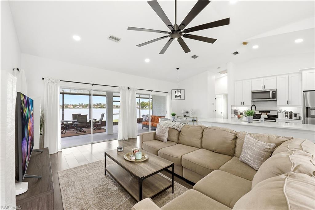 EMERALD LAKES - Residential Lease