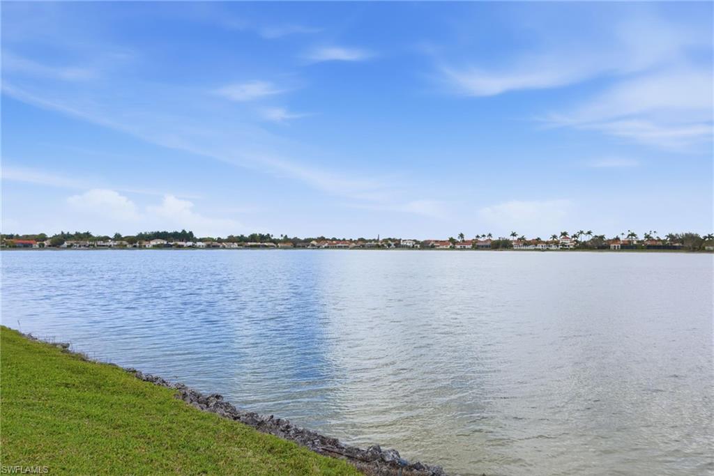 EMERALD LAKES - Residential Lease