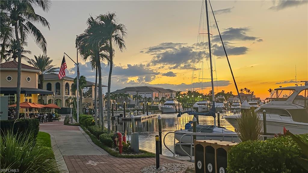 14805 Crooked Pond CT