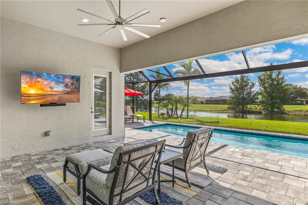 COUNTRY CLUB - Residential