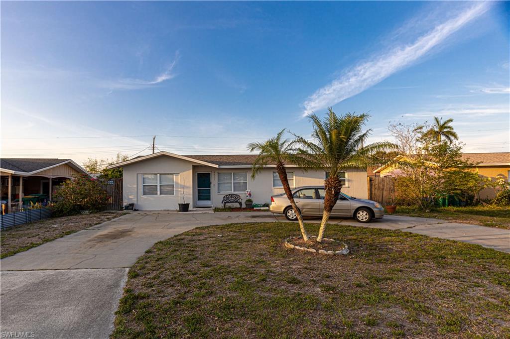 LELY PINES - Residential