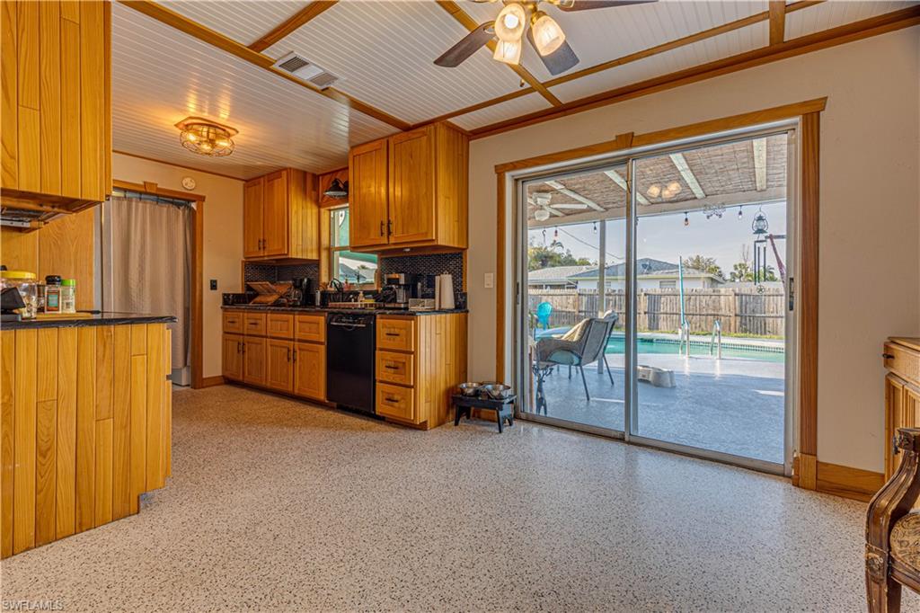 LELY PINES - Residential