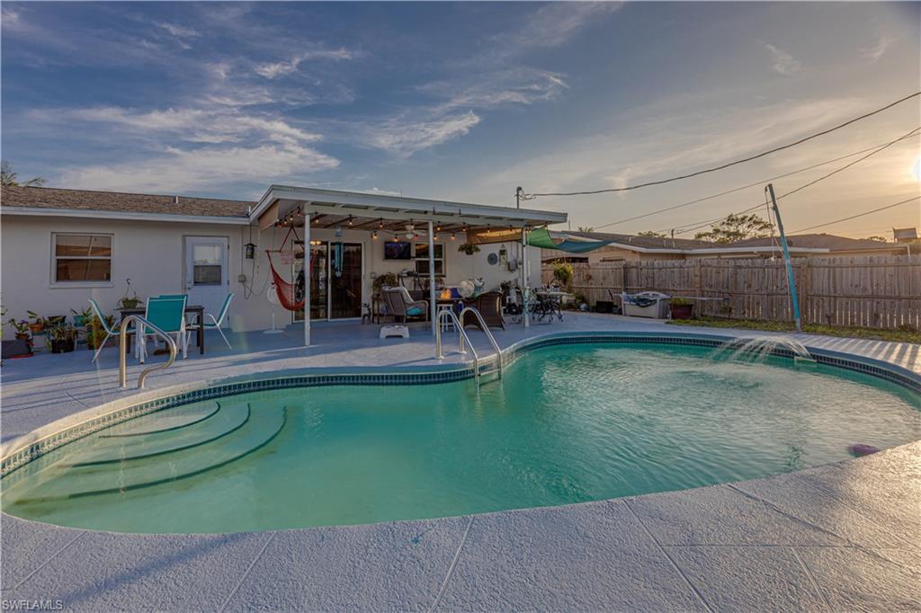 LELY PINES - Residential