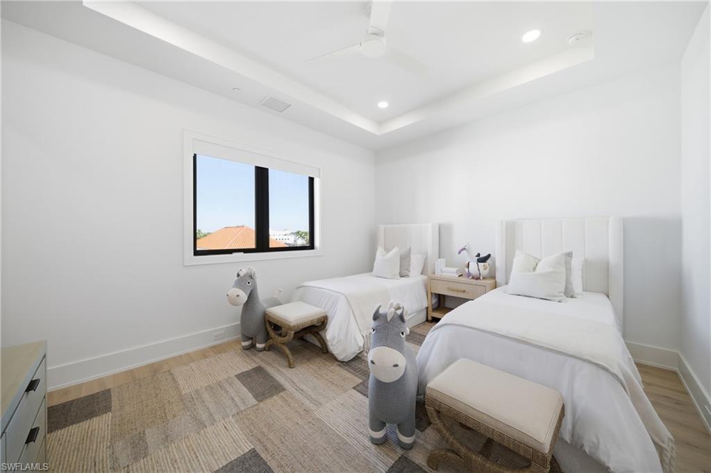 STELLA NAPLES - Residential