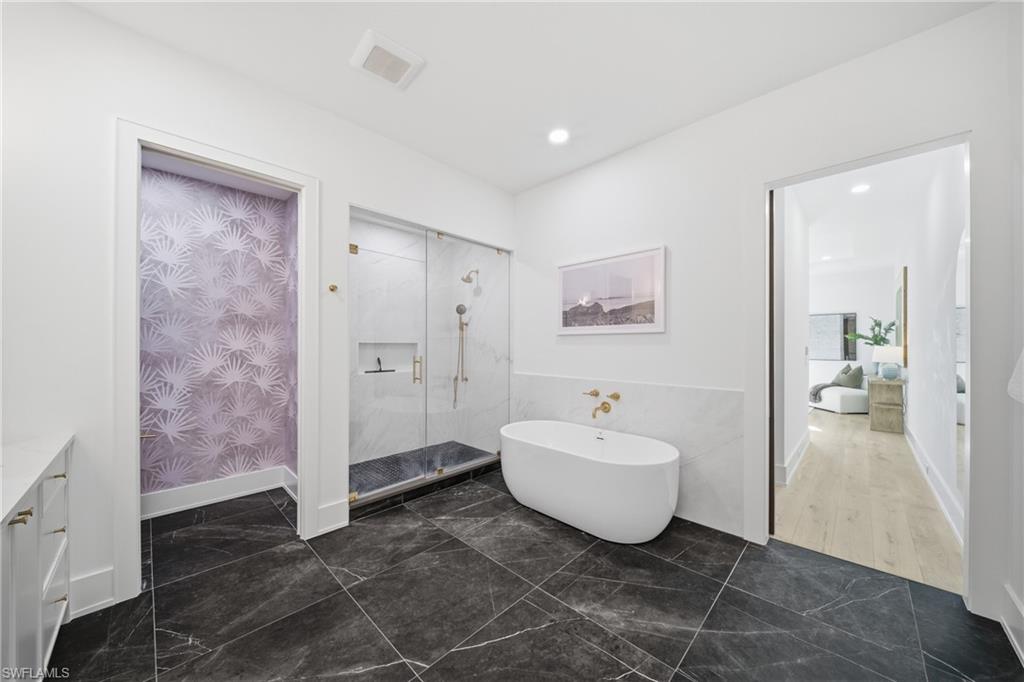 STELLA NAPLES - Residential